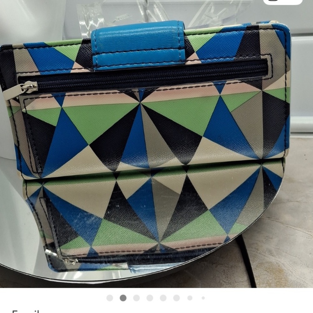 Fossil Blue and Green Wallet with Geometric Design 6.5x3.5 - Picture 2 of 9